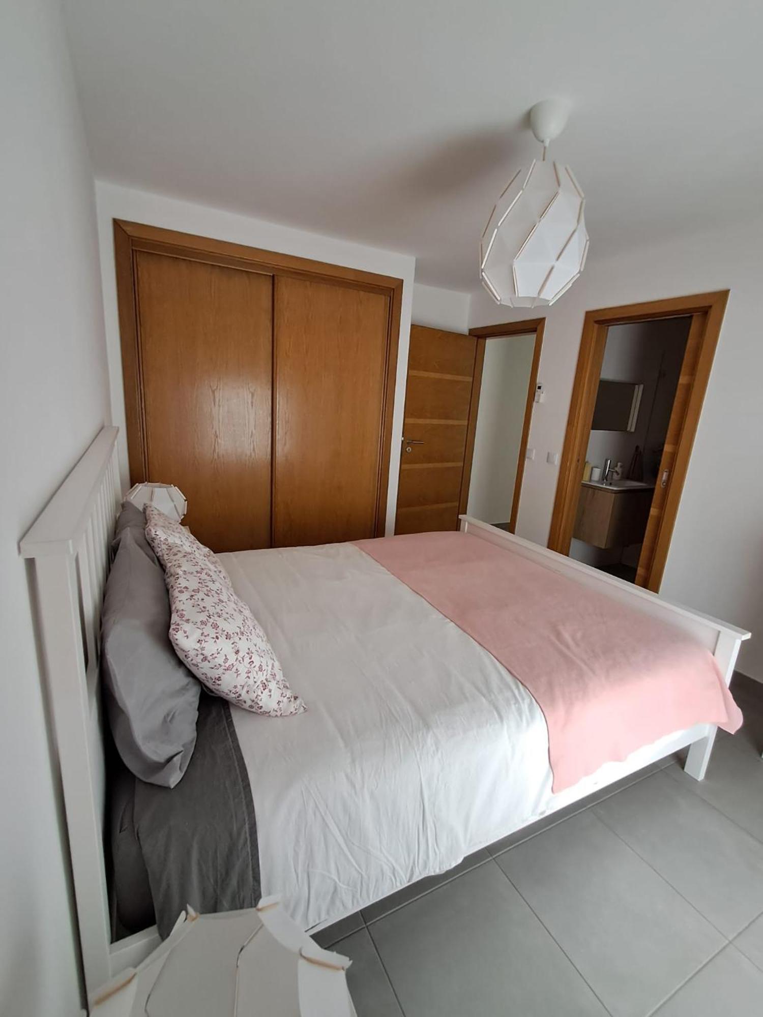 Almas Rooms ลากอส ภายนอก รูปภาพ